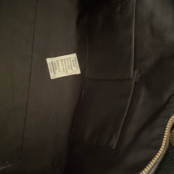 Stunning large chain tote & wallet set - Picture 14 of 14